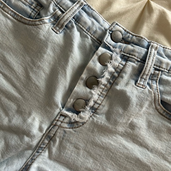 Wild Fable denim shorts - Picture 3 of 5
